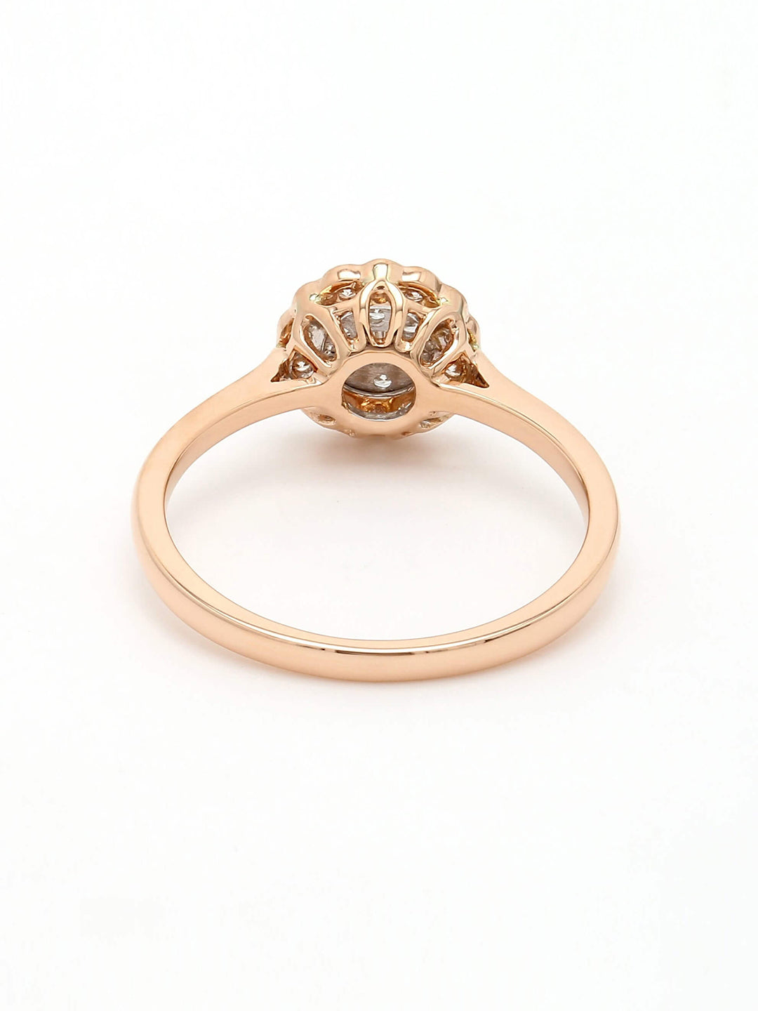 Real Diamond Illussion Cluster Ring - Zest Mélange  Real Diamond Illussion Cluster Ring - Zest Mélange