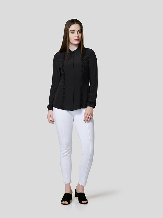 Cuff With Ruffle Trim Detail At Front And Cuff - Zest Mélange
