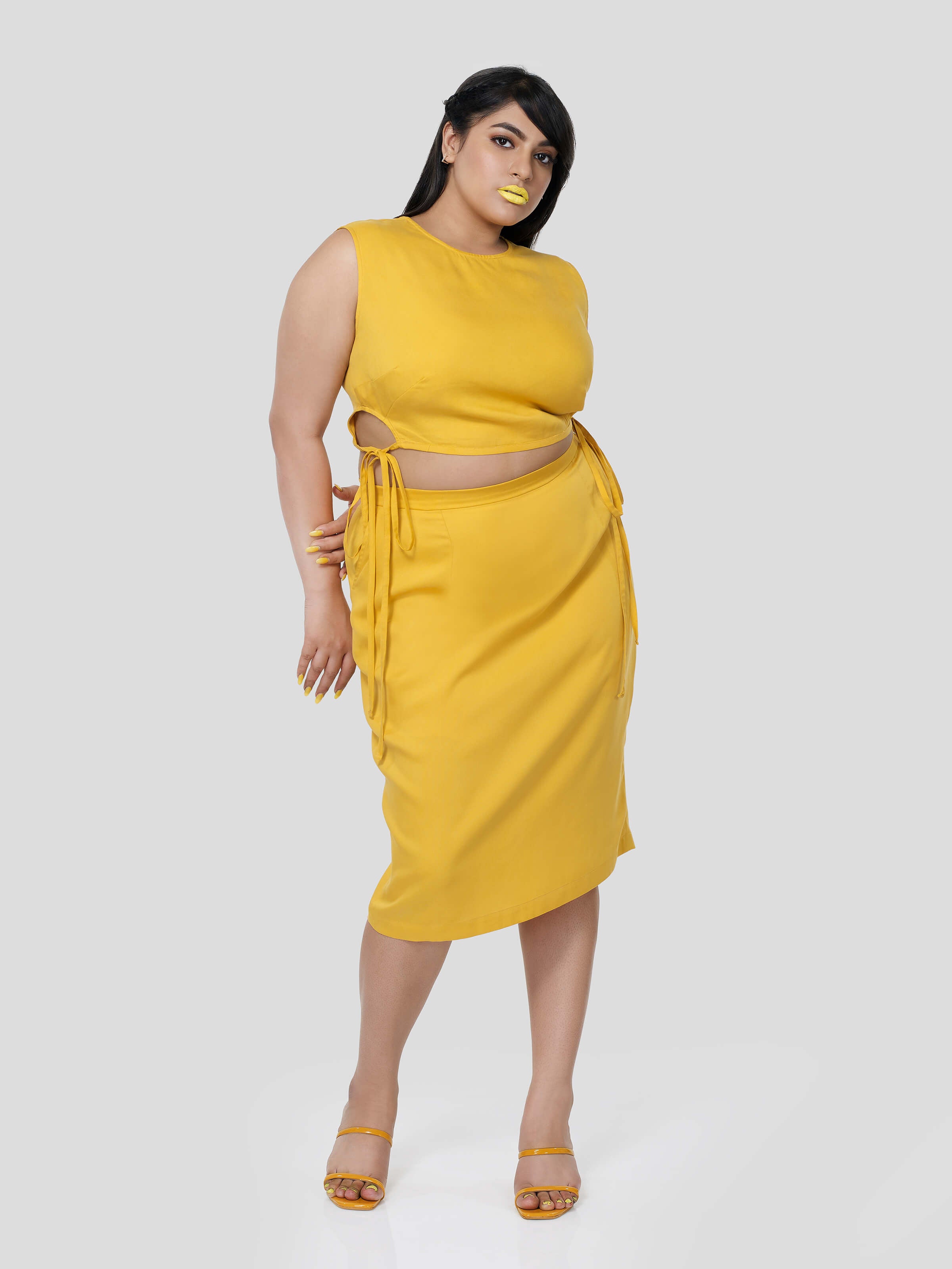 Perpetual Shine of Cavity Top & Straight Skirt - Zest Mélange  Perpetual Shine of Cavity Top & Straight Skirt - Zest Mélange