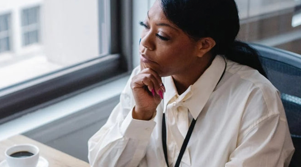 5 Ways Women Can Pair A White Shirt For Formal Occasions