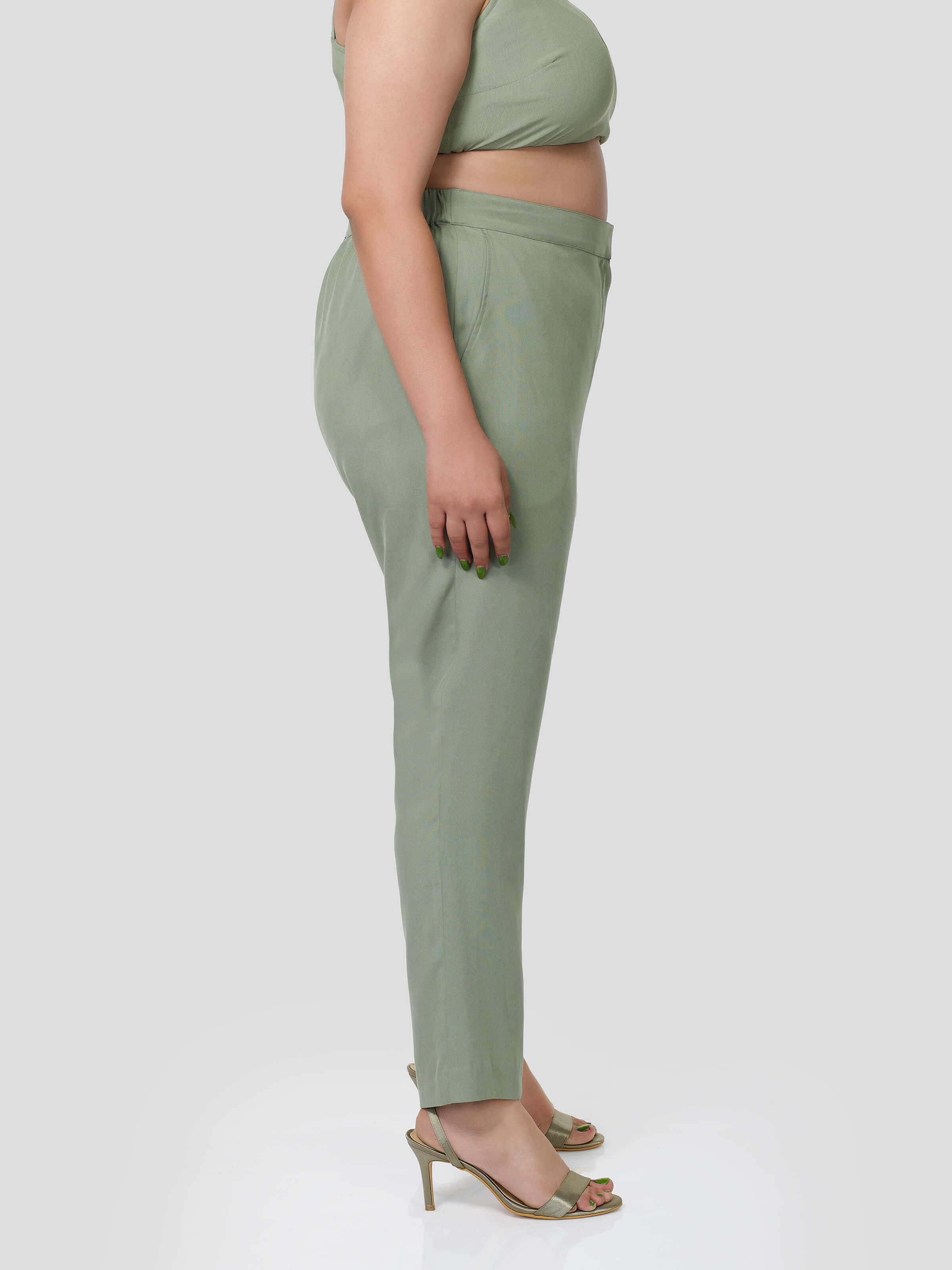 Green Crop Top with Narrow Pants - Zest Mélange 
