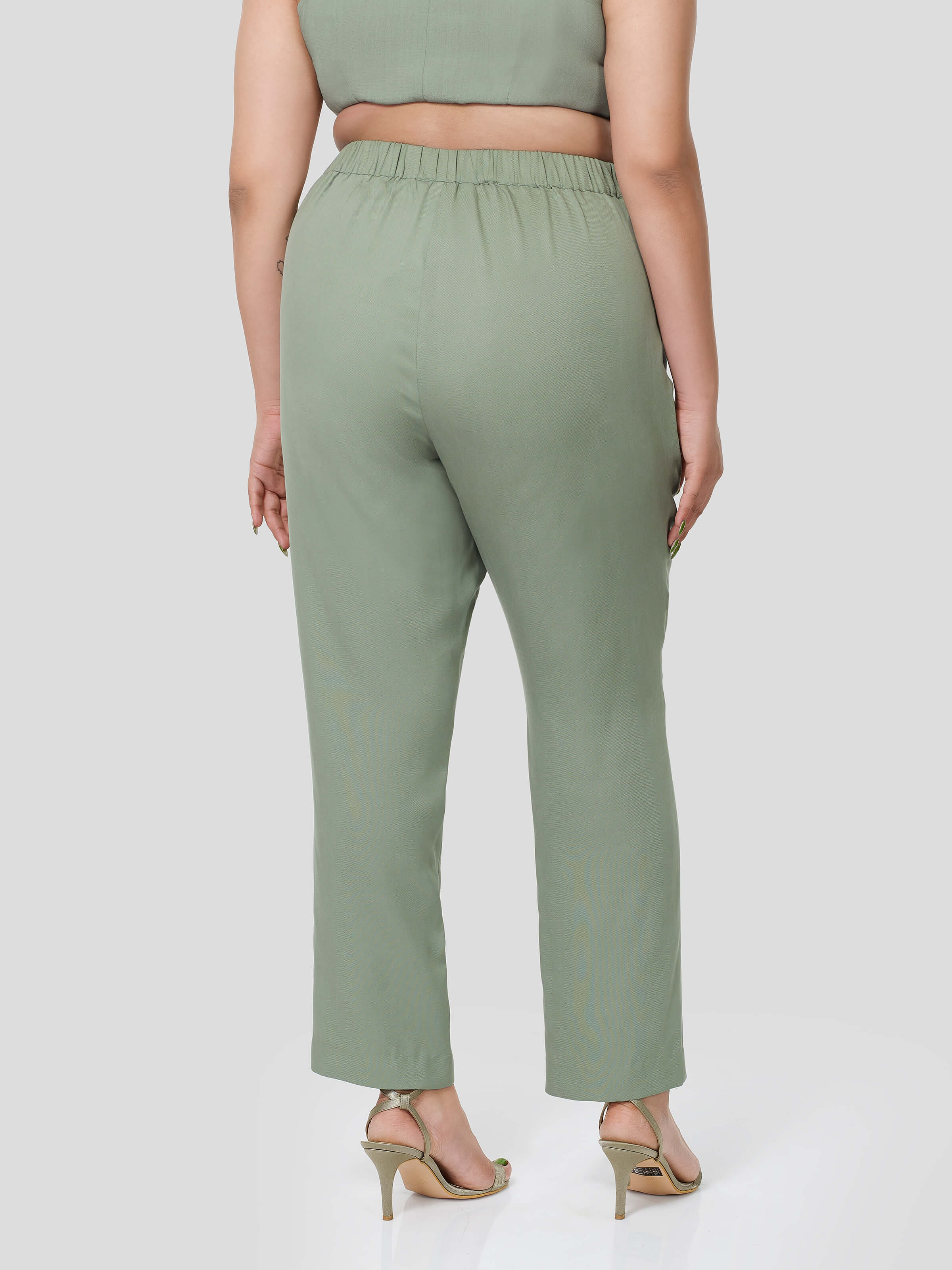 Green Crop Top with Narrow Pants - Zest Mélange 